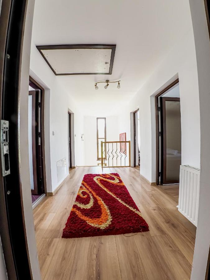 Casa Iulia Pojorîta Exterior foto